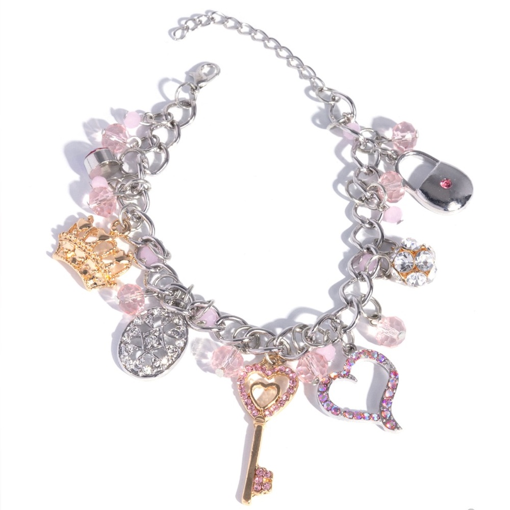 NWT Silver/Pink Queen Charm Bracelet(Last One)